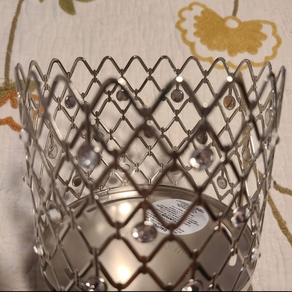 BB&W Matching 3 wick candle holder and soap - Picture 10 of 14